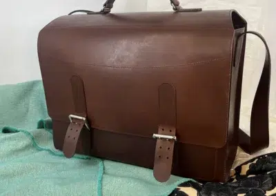 Grand cartable en cuir marron